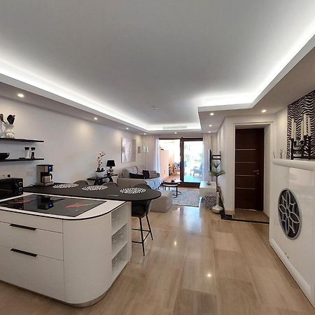 Bahia Boutique Apartments エステポナ エクステリア 写真
