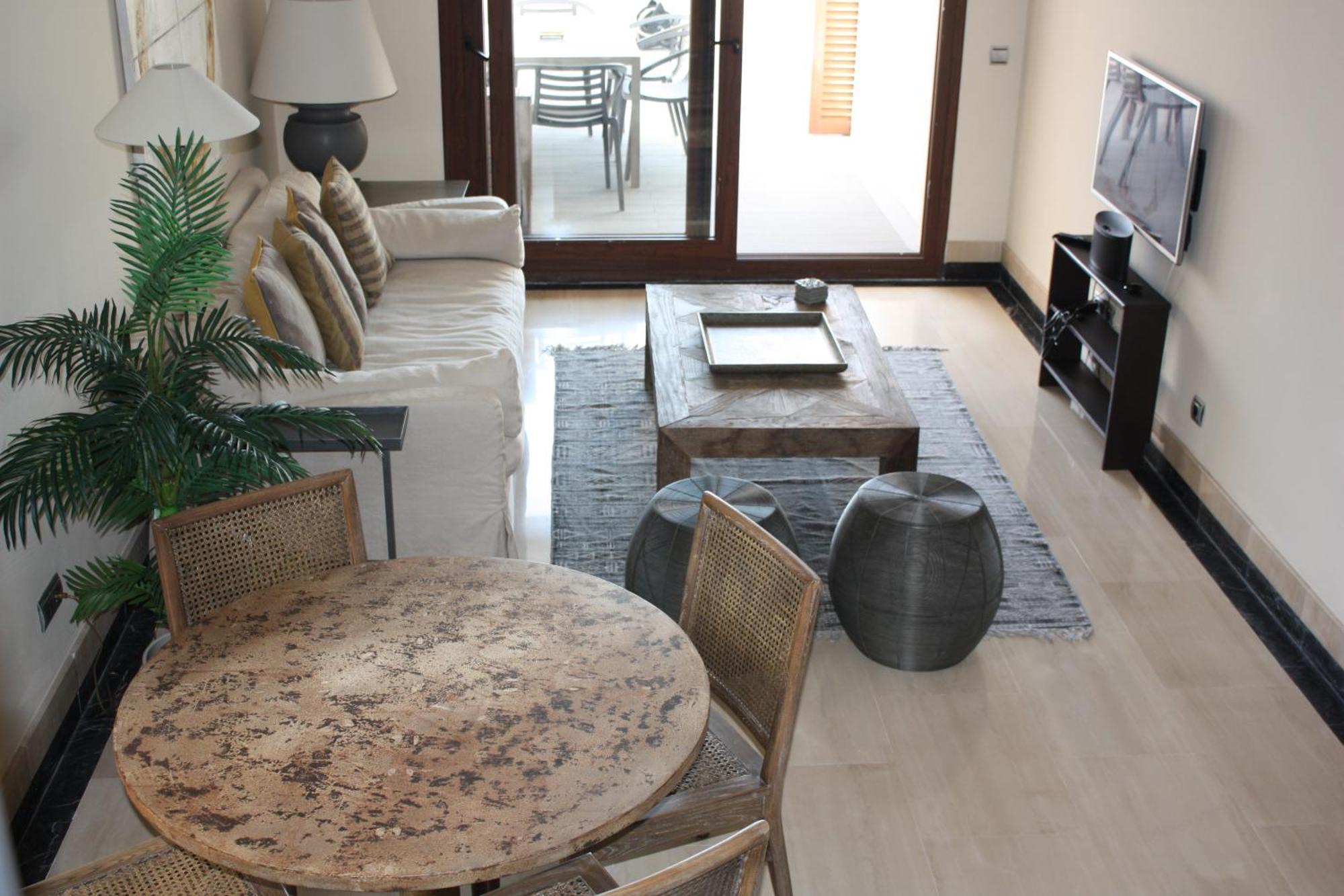 Bahia Boutique Apartments エステポナ エクステリア 写真