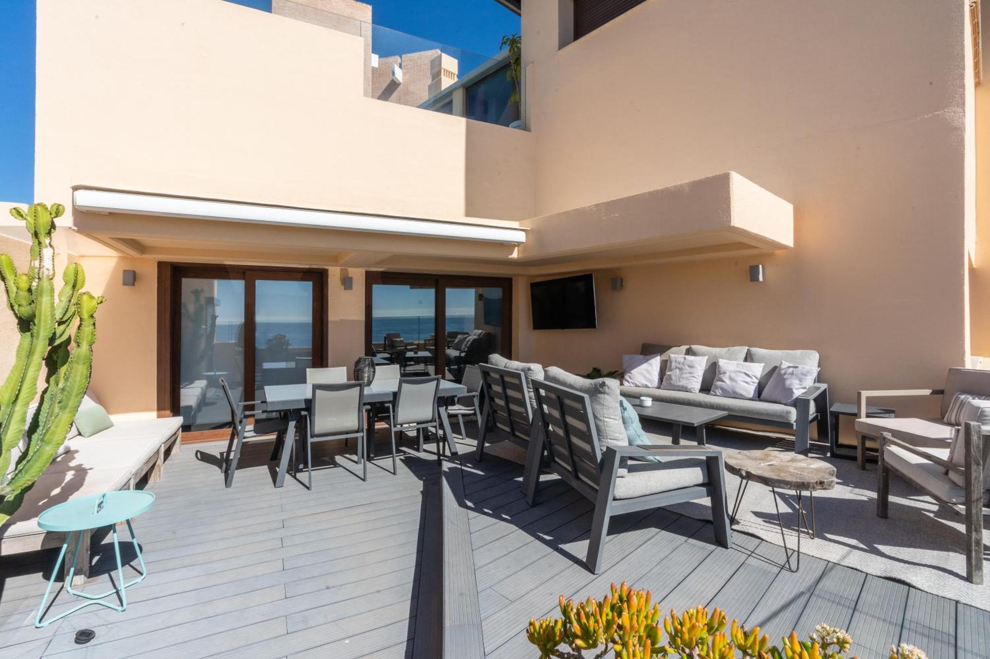 Bahia Boutique Apartments エステポナ エクステリア 写真