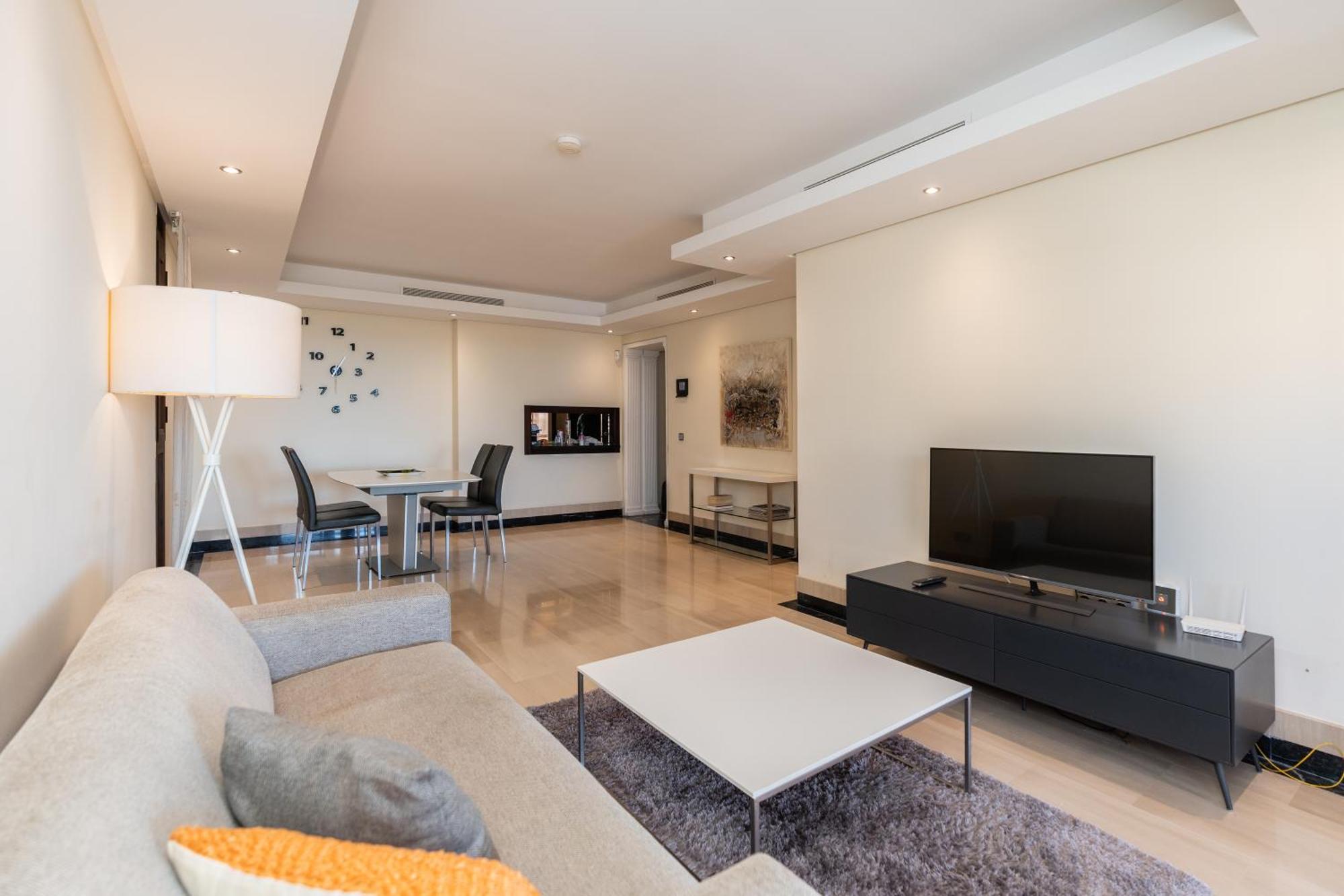 Bahia Boutique Apartments エステポナ エクステリア 写真
