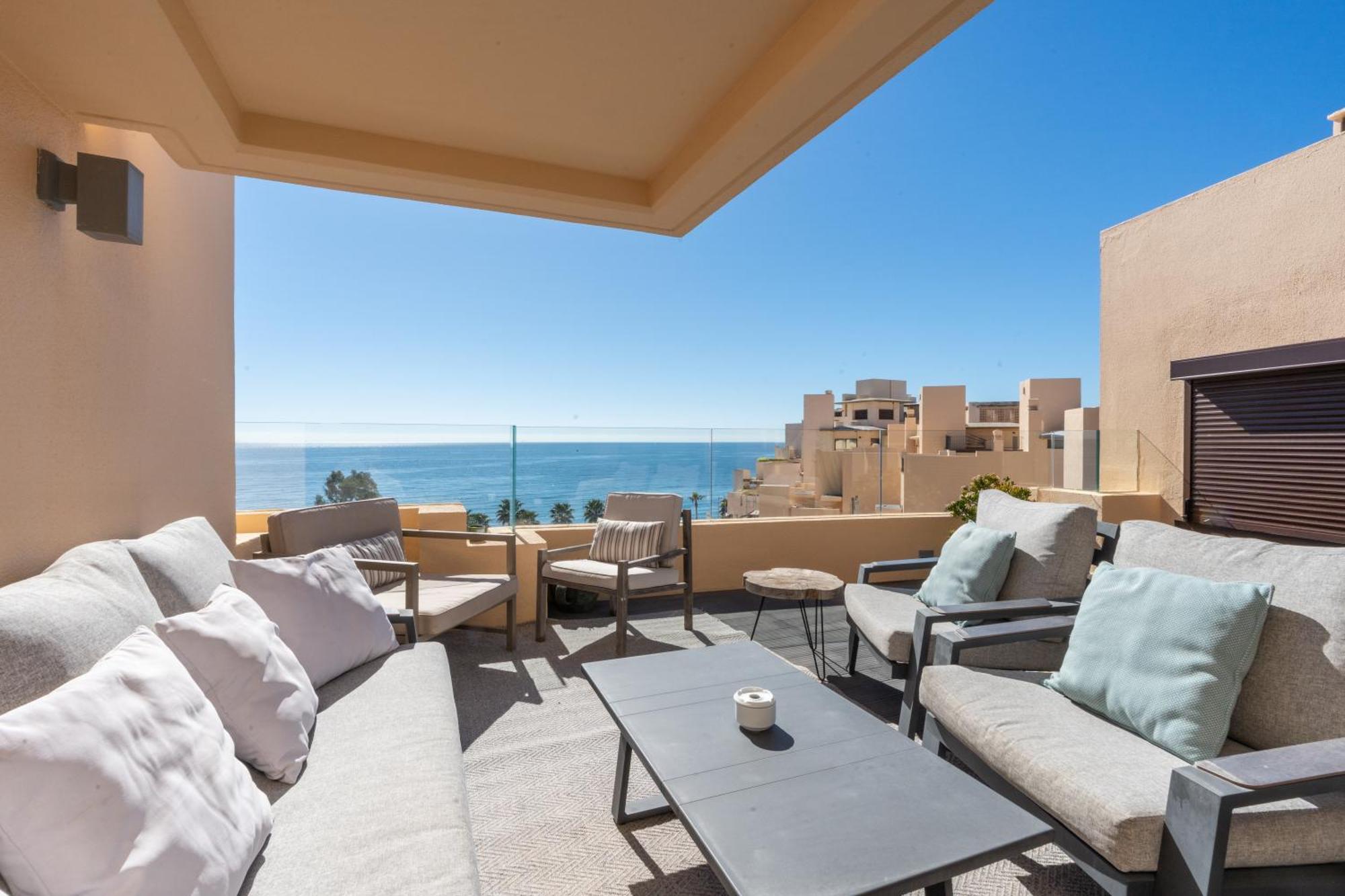 Bahia Boutique Apartments エステポナ エクステリア 写真