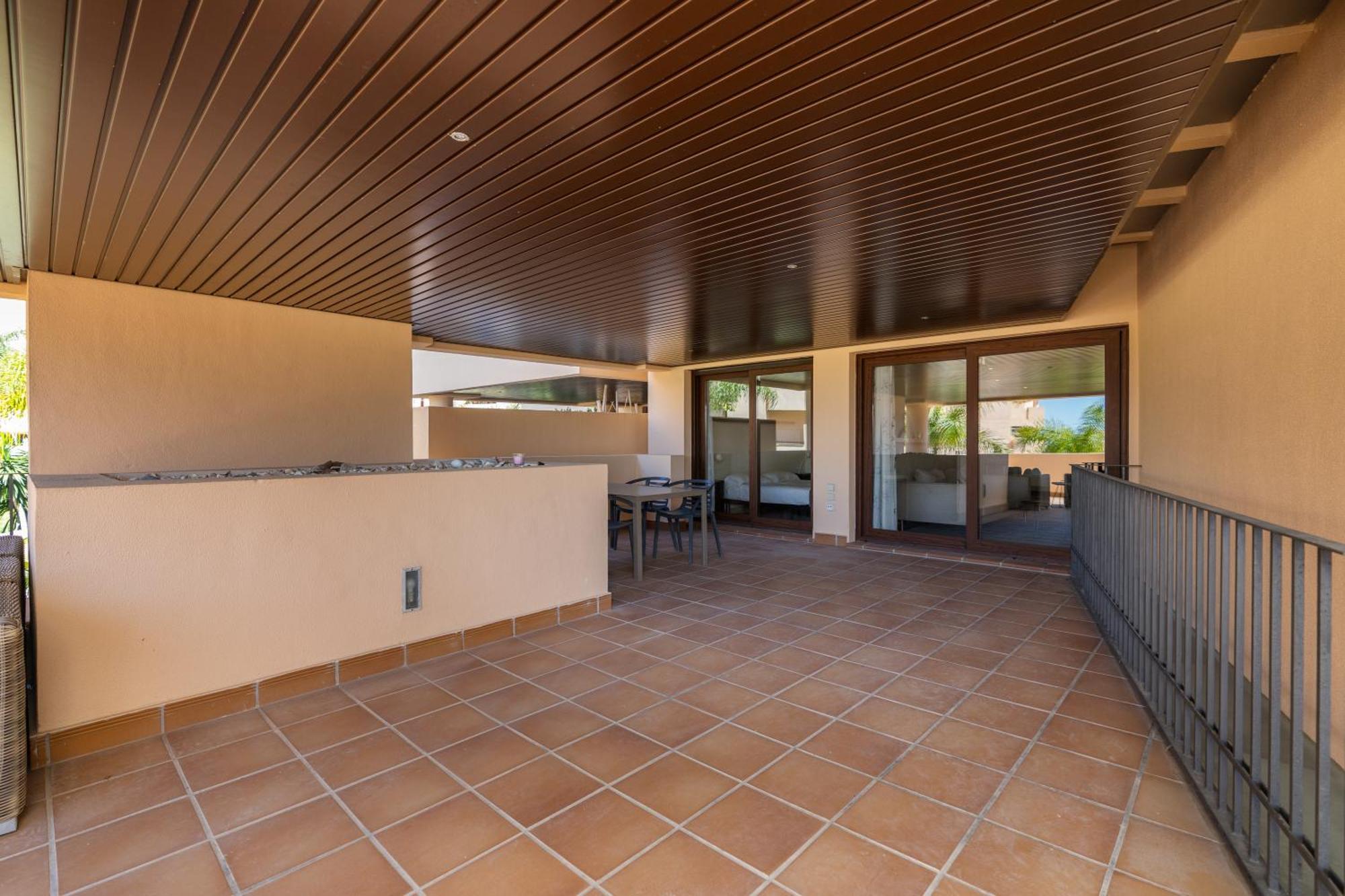 Bahia Boutique Apartments エステポナ エクステリア 写真