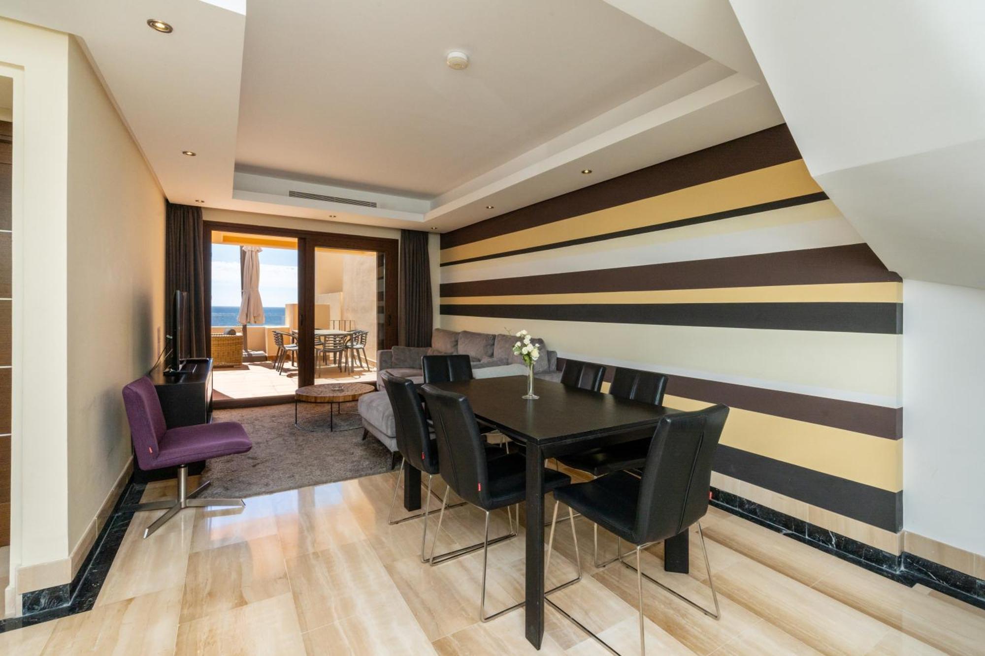 Bahia Boutique Apartments エステポナ エクステリア 写真
