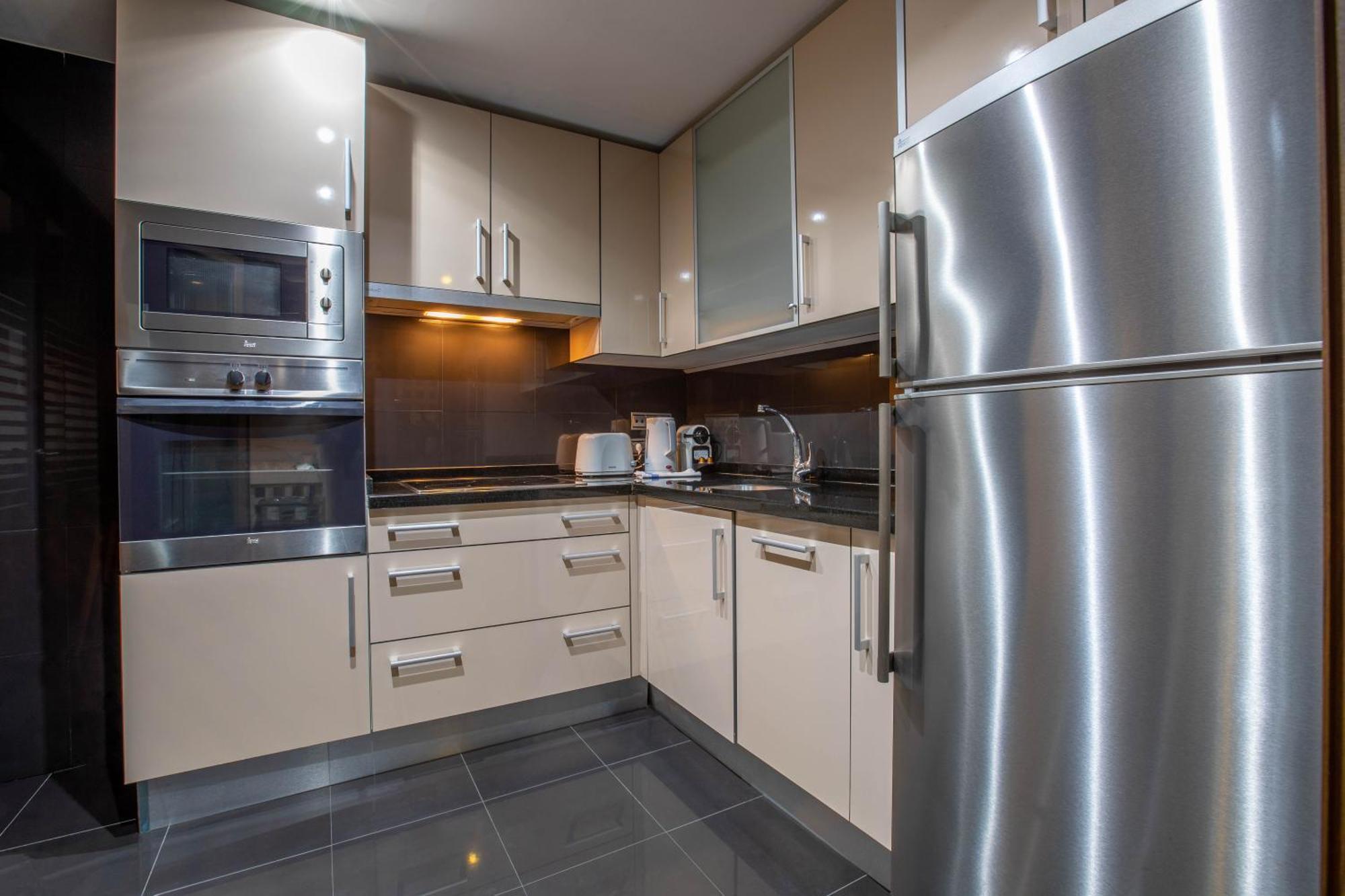 Bahia Boutique Apartments エステポナ エクステリア 写真