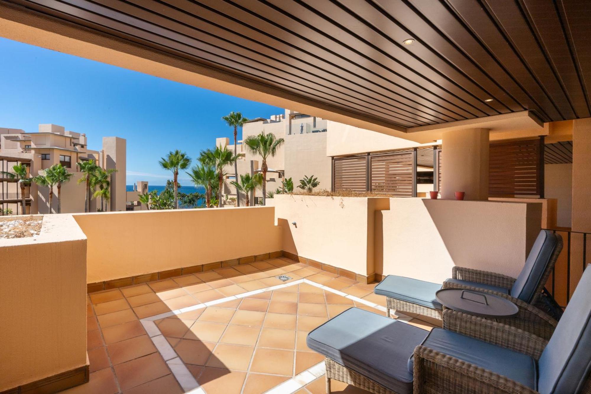 Bahia Boutique Apartments エステポナ エクステリア 写真