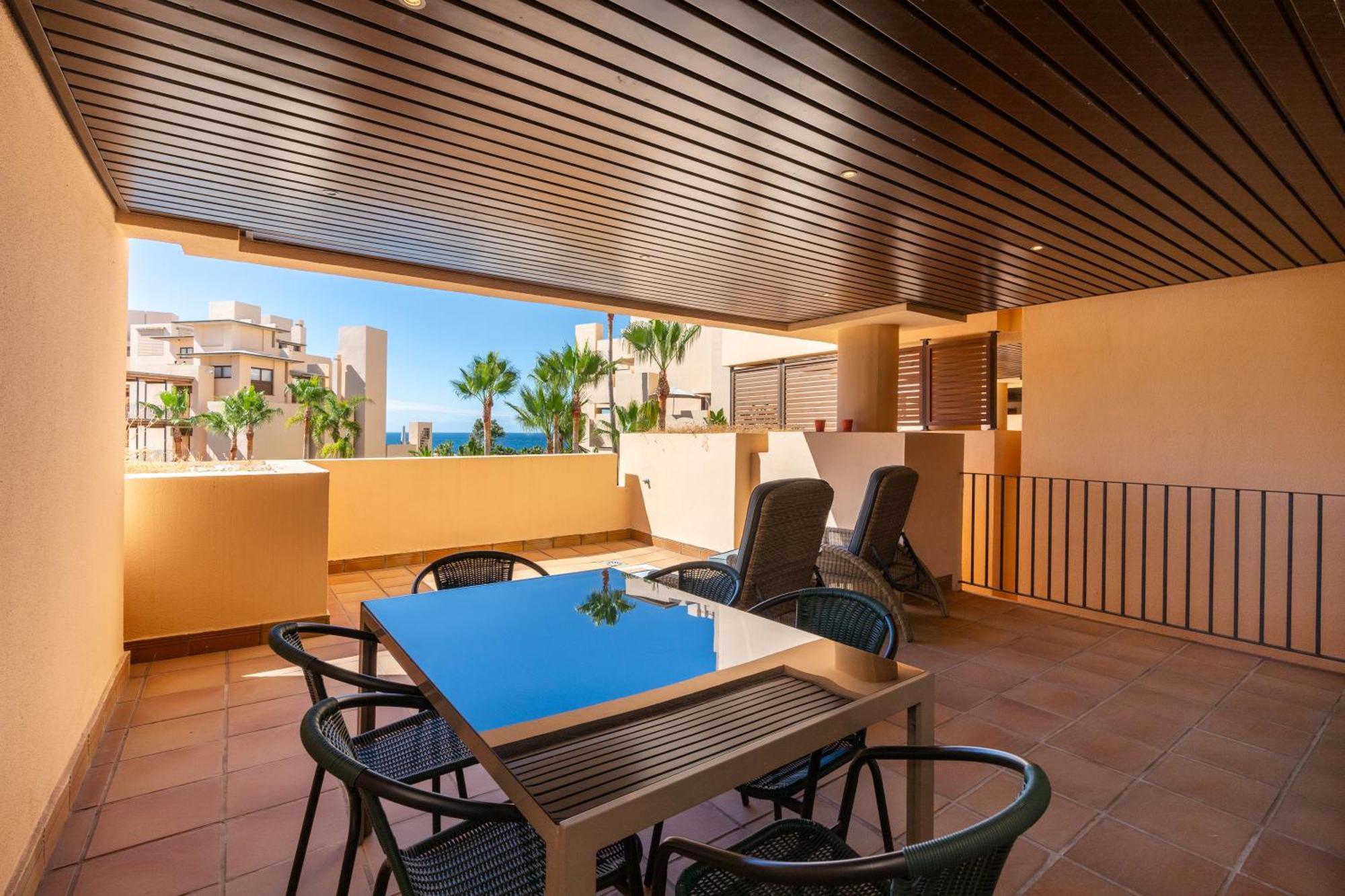 Bahia Boutique Apartments エステポナ エクステリア 写真